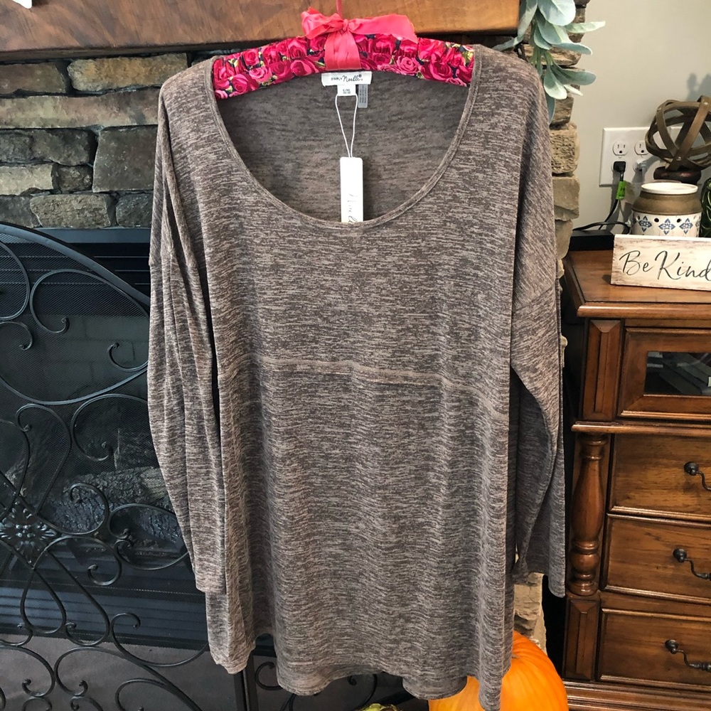 Simply Noelle blouse. Size L/XL (12/14) Birch